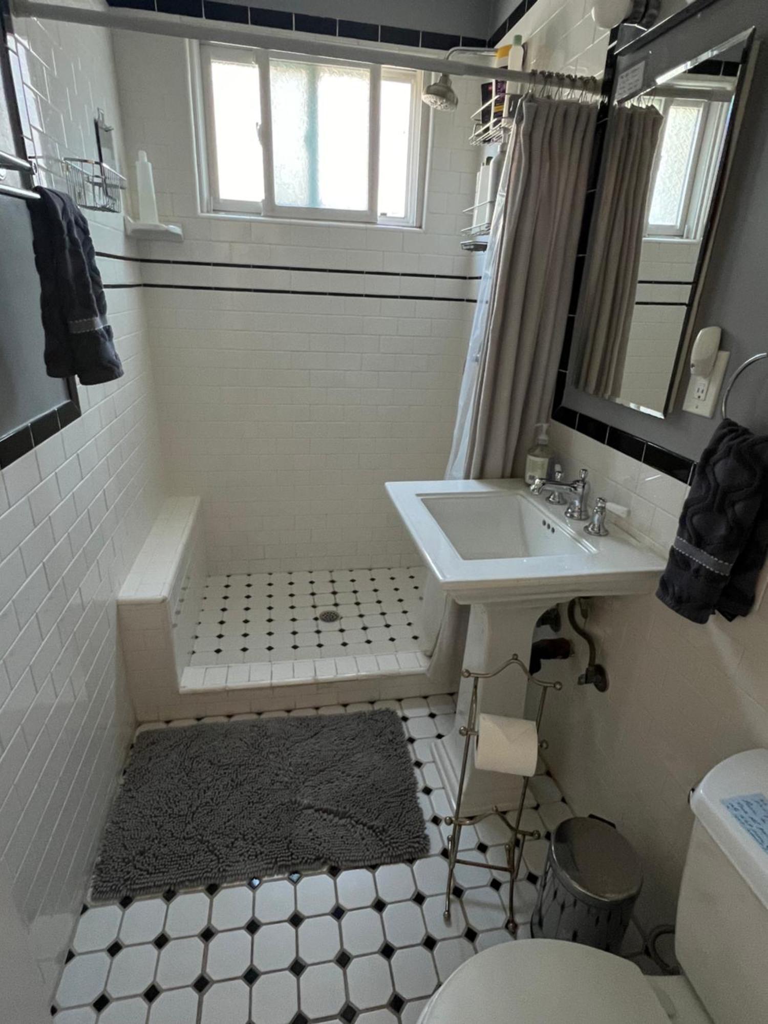 Chic Venice Beach Bungalow Steps From The Canals & Beach ลอสแอนเจลิส ภายนอก รูปภาพ